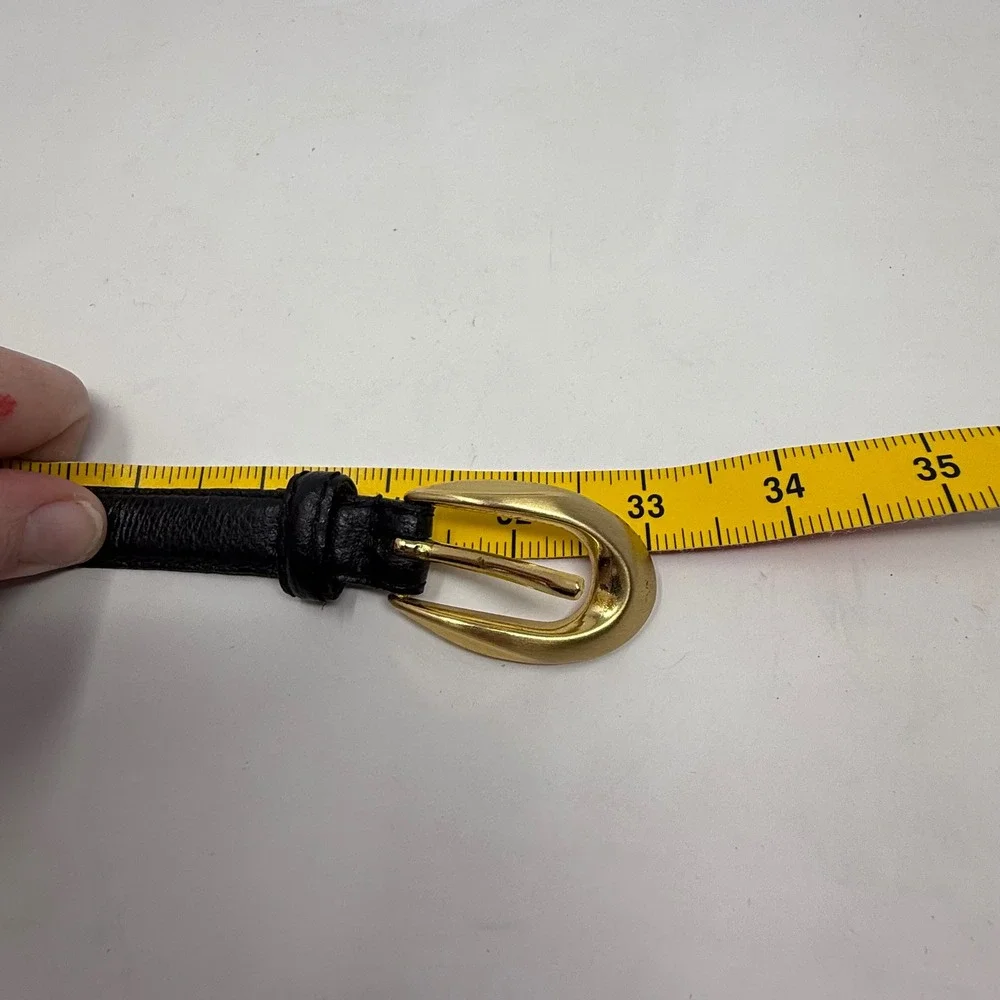 VTG Liz Claiborne Black Skinny Belt Gold‎ Buckle Small 29256 Textured Leather